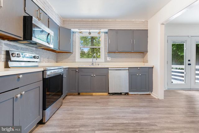 1433 10TH ST, Lanham, MD 20706