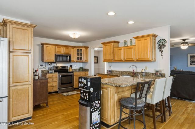 373 The Landings, Taylorsville, KY 40071