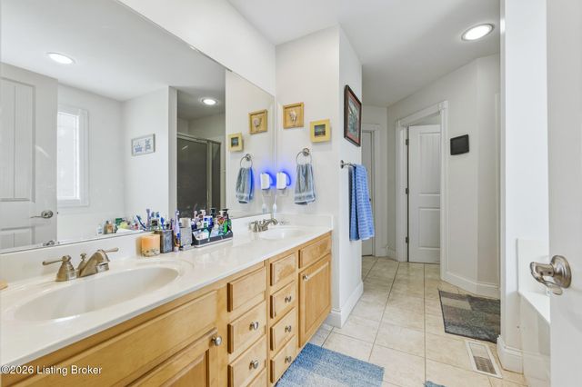 373 The Landings, Taylorsville, KY 40071