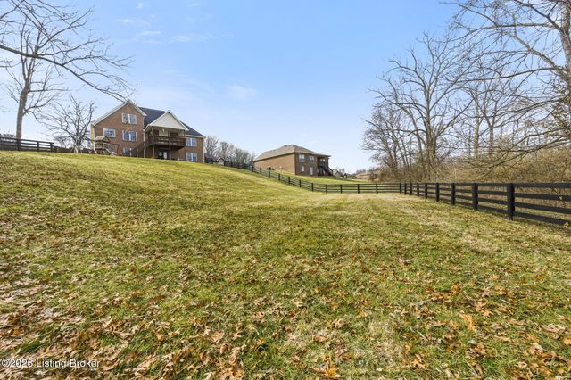 373 The Landings, Taylorsville, KY 40071