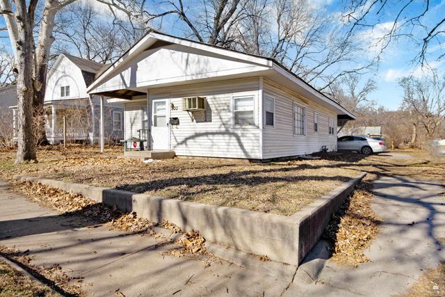 500 Bluemont Avenue, Manhattan, KS 66502