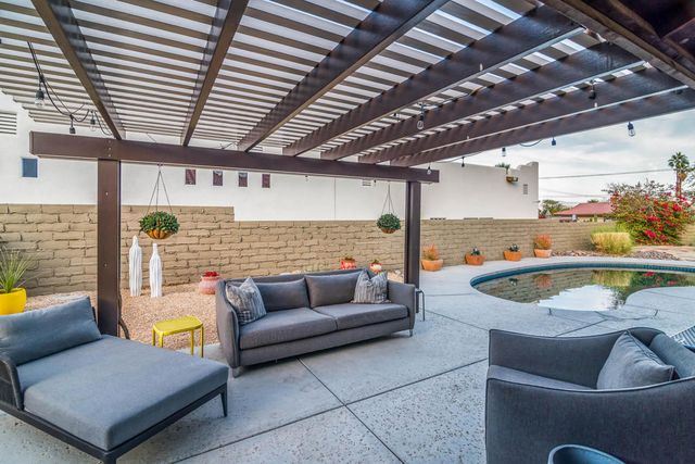 52525 Avenida Obregon, La Quinta, CA 92253