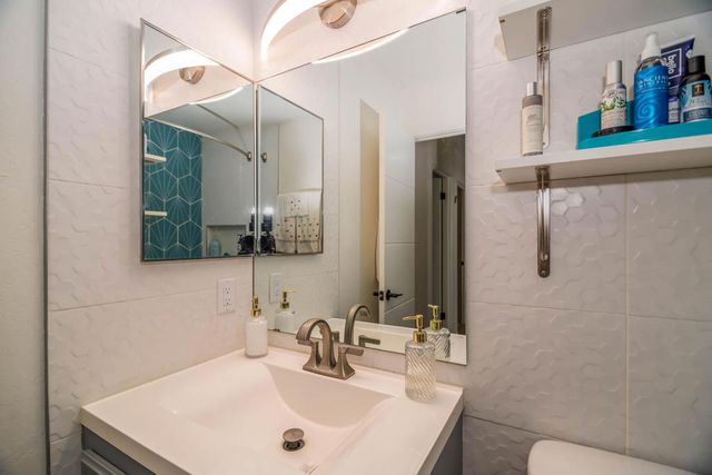 52525 Avenida Obregon, La Quinta, CA 92253