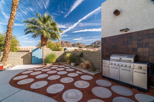 52525 Avenida Obregon, La Quinta, CA 92253