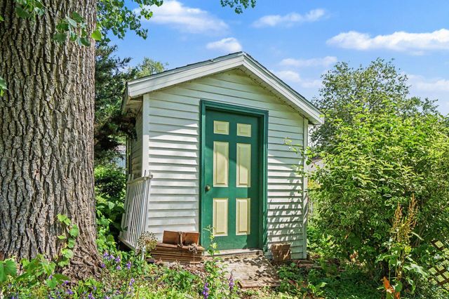 5641 Meredith Street, Portage City, MI 49002