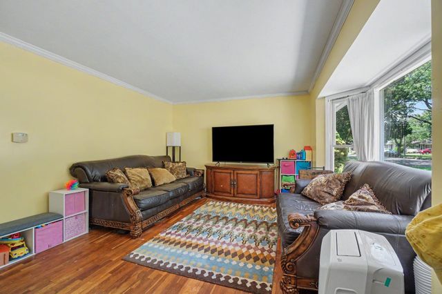 5641 Meredith Street, Portage City, MI 49002