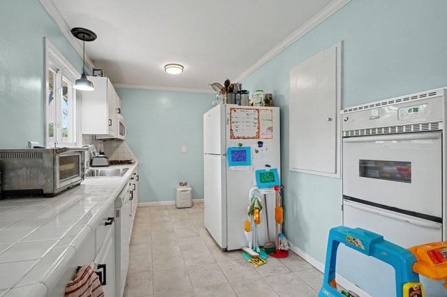 5641 Meredith Street, Portage City, MI 49002