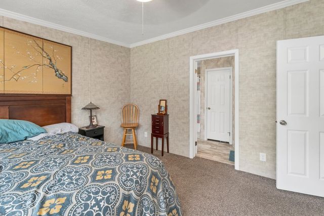 2 North Blueberry Lane, Rochester, NH 03867