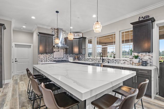 6156 E Ashley Ln, Stockton, CA 95212