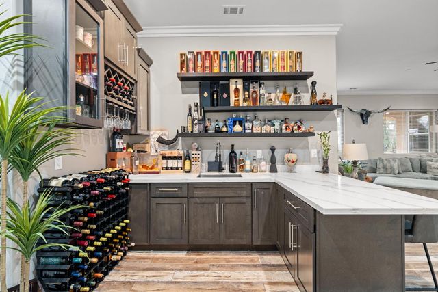 6156 E Ashley Ln, Stockton, CA 95212