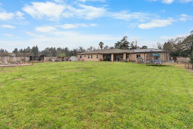 6156 E Ashley Ln, Stockton, CA 95212