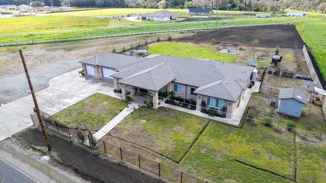 6156 E Ashley Ln, Stockton, CA 95212