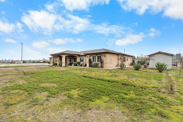 6156 E Ashley Ln, Stockton, CA 95212