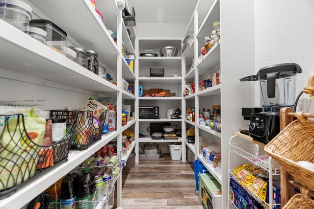 6156 E Ashley Ln, Stockton, CA 95212