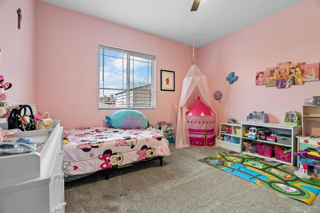 6156 E Ashley Ln, Stockton, CA 95212