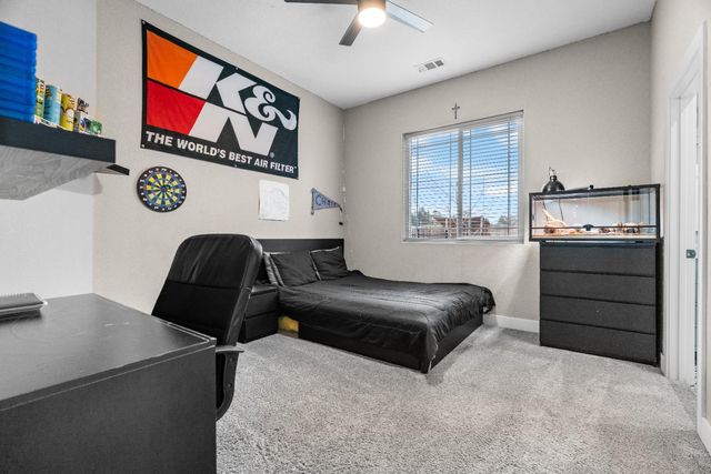 6156 E Ashley Ln, Stockton, CA 95212