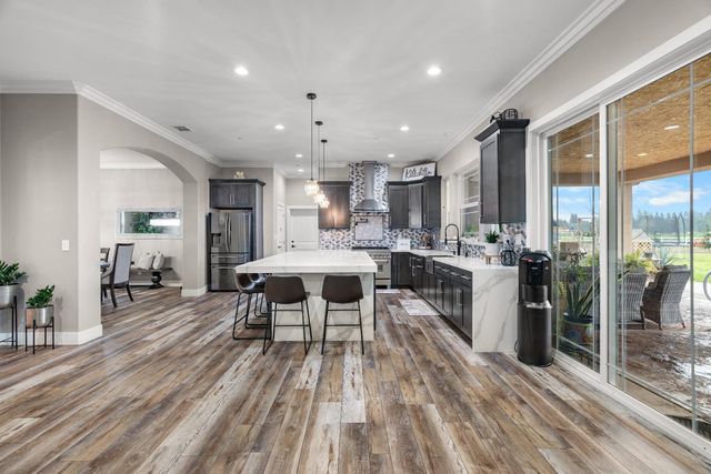 6156 E Ashley Ln, Stockton, CA 95212