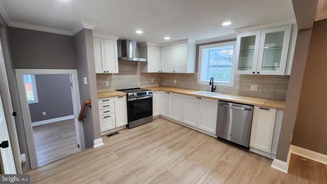 1407 SUNKEN RD, Fredericksburg, VA 22401