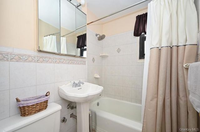 21-38 202nd Street 1-208, Bayside, NY 11360