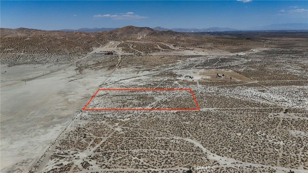 Image 1 of property listing at 737 Linson (NEAR) Street, El Mirage, CA 92301