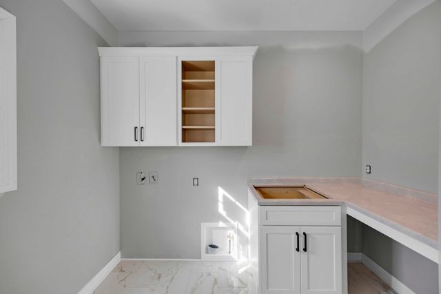 12751 Creekside Drive, Cedar Lake, IN 46303