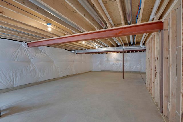 12751 Creekside Drive, Cedar Lake, IN 46303