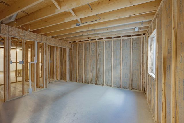 12751 Creekside Drive, Cedar Lake, IN 46303