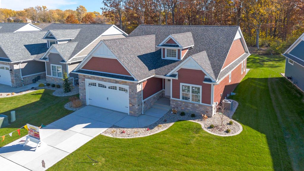 12751 Creekside Drive, Cedar Lake, IN 46303