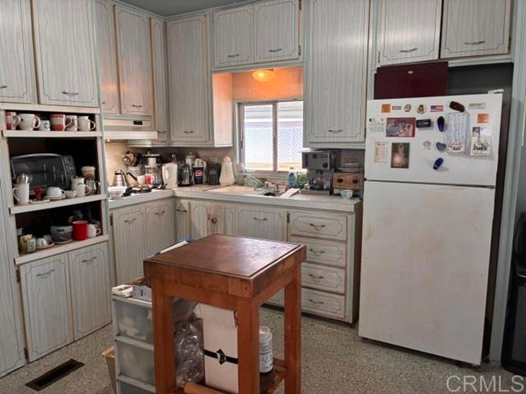 245 W Bobier Drive 72, Vista, CA 92083 — photo 4