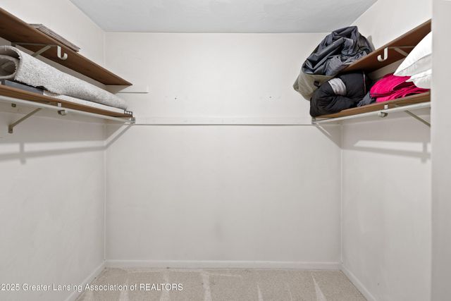 6165 E Innkeepers Court 76, East Lansing, MI 48823