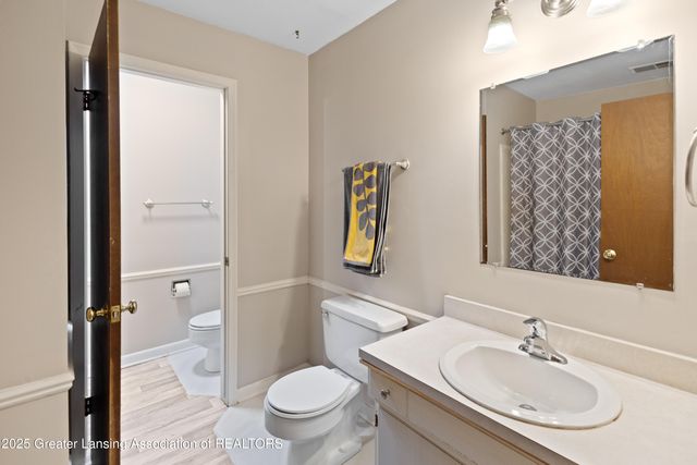 6165 E Innkeepers Court 76, East Lansing, MI 48823