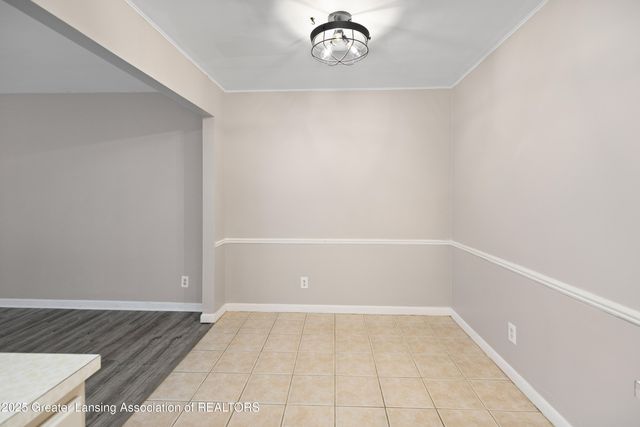 6165 E Innkeepers Court 76, East Lansing, MI 48823