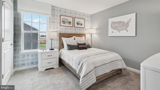 22 FAWCETT BLVD, Barnegat, NJ 08005