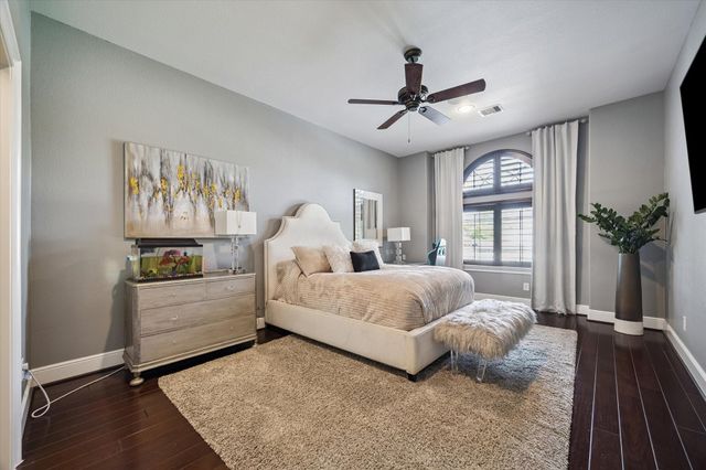 15 Sanctuary Trail, Missouri City, TX 77459