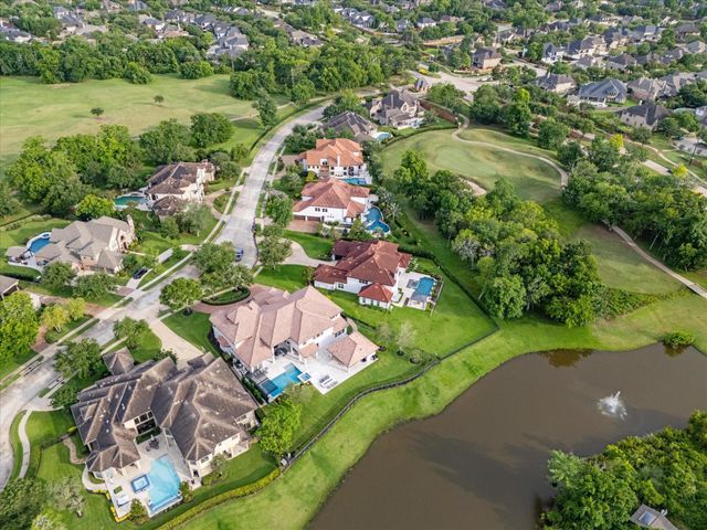 15 Sanctuary Trail, Missouri City, TX 77459