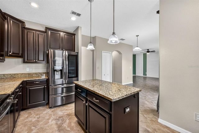 10951 RAINBOW PYRITE DRIVE, Wimauma, FL 33598