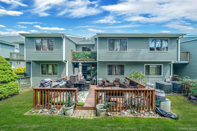 80 Jeremy Circle, Nesconset, NY 11767