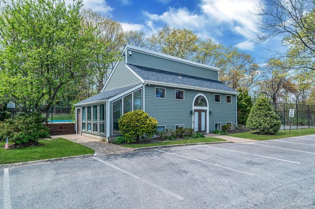 80 Jeremy Circle, Nesconset, NY 11767