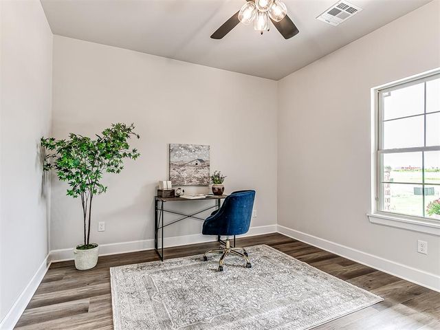 29747 Jade Street, Cashion, OK 73016