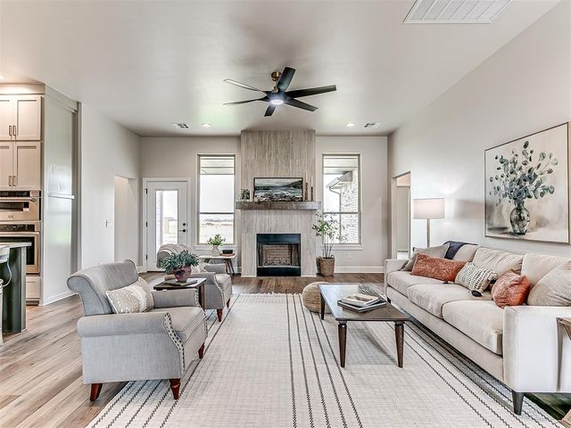 29747 Jade Street, Cashion, OK 73016