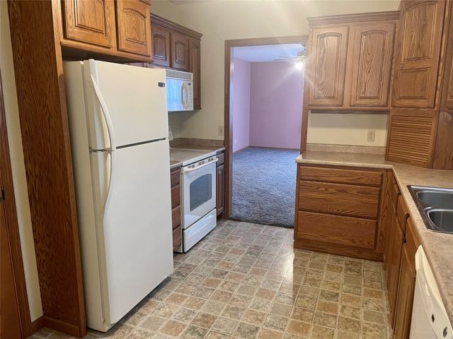 701 14th Street, Dallas Center, IA 5