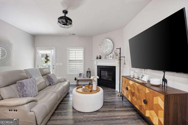 255 Jefferson Avenue, Canton, GA 30114