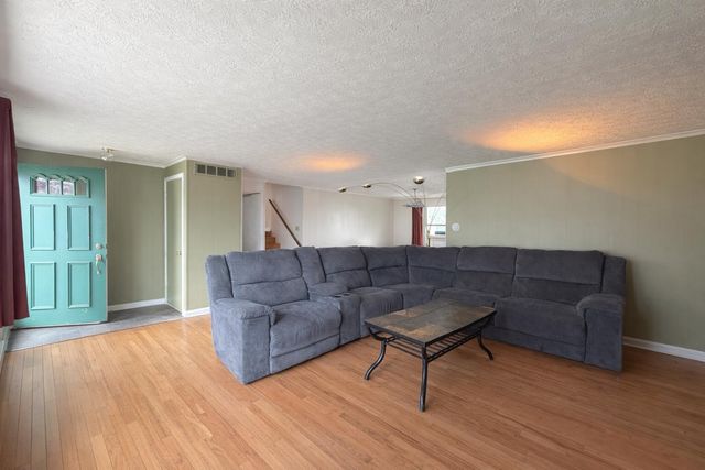 448 Ontario Avenue 448 Ontario Avenue, Bellefontaine, OH 43311