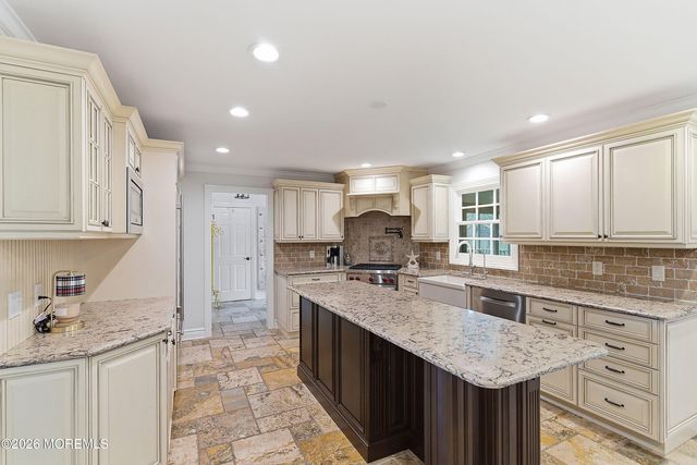 654 Valley Road, Brielle, NJ 08730