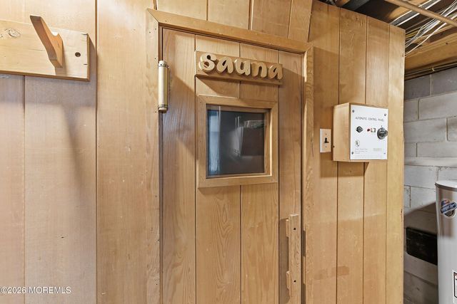 654 Valley Road, Brielle, NJ 08730