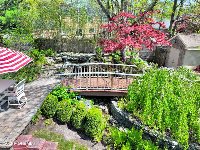 654 Valley Road, Brielle, NJ 08730