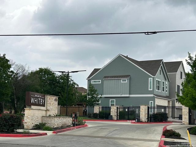 5843 Whitby Rd Unit 13, San Antonio, TX 78240
