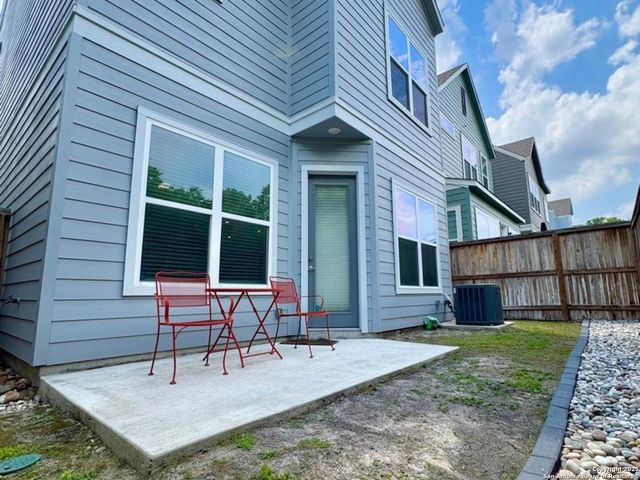 5843 Whitby Rd Unit 13, San Antonio, TX 78240