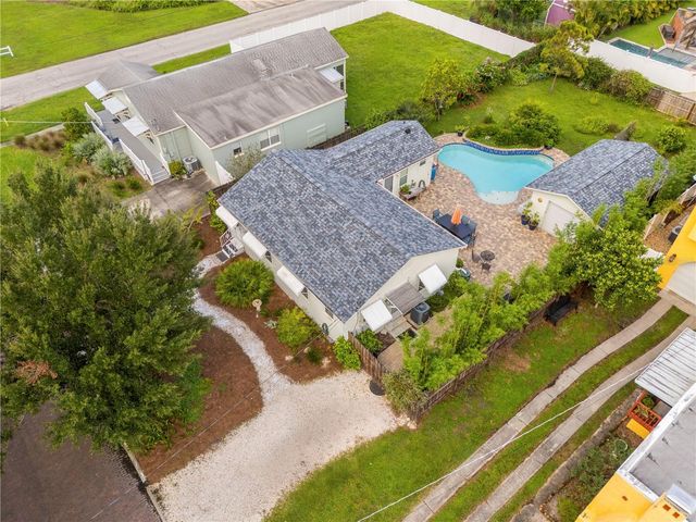 919 W WOODLAWN AVENUE, Tampa, FL 33603