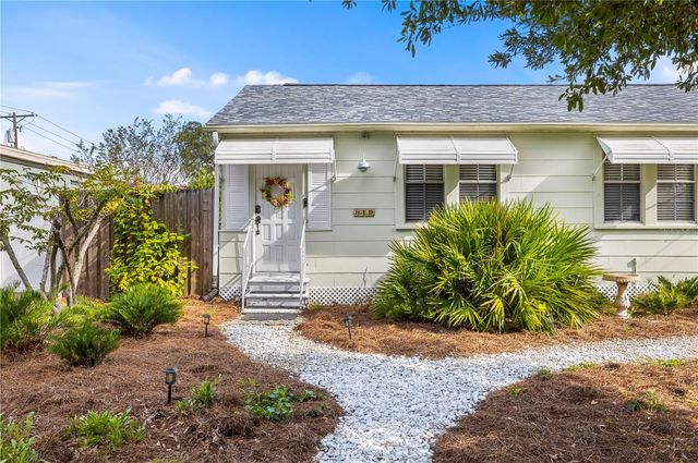919 W WOODLAWN AVENUE, Tampa, FL 33603